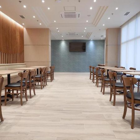 Wishton Hotel Yangon Luaran gambar